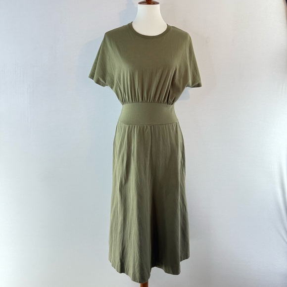 Everlane Dresses & Skirts - Everlane Kalamata Olive Green Organic Cotton Waisted Midi Dress
